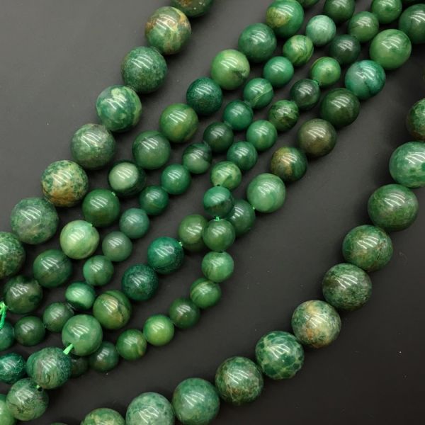 8mm Smooth Round African Jade Beads (16