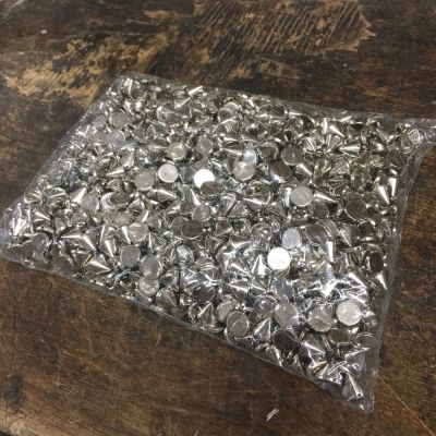 FACTORY PACK! Flatback & Sew-On Spikes 10MM, Silver (Per Pound)