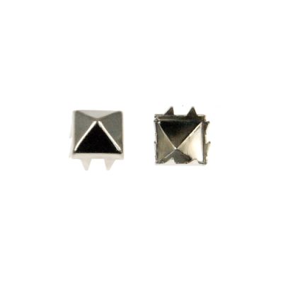 Pyramid Nailhead 30SS (Silver) (100 Pieces)