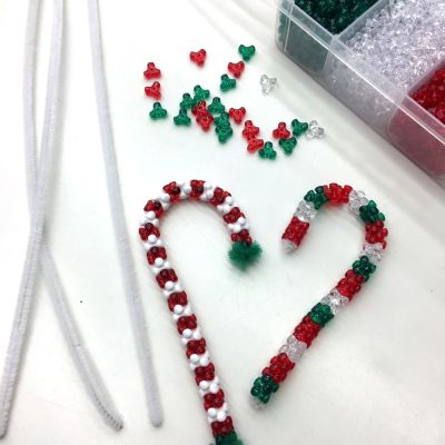 Tri-Bead Candy Cane Ornament Kit, Classic Holiday Colors (Kit)