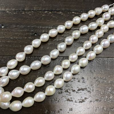 10-11mm Oval Freshwater Pearls, White (16" Strand)
