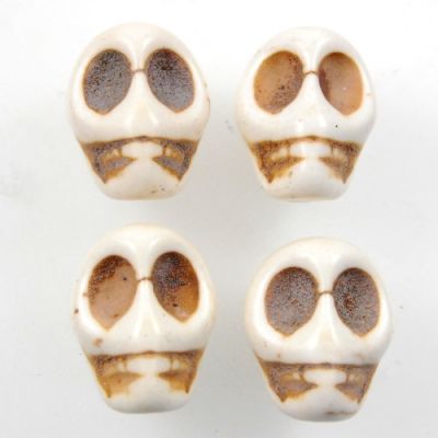 18mm Stone Skull Bead-Ivory (22 Pieces)